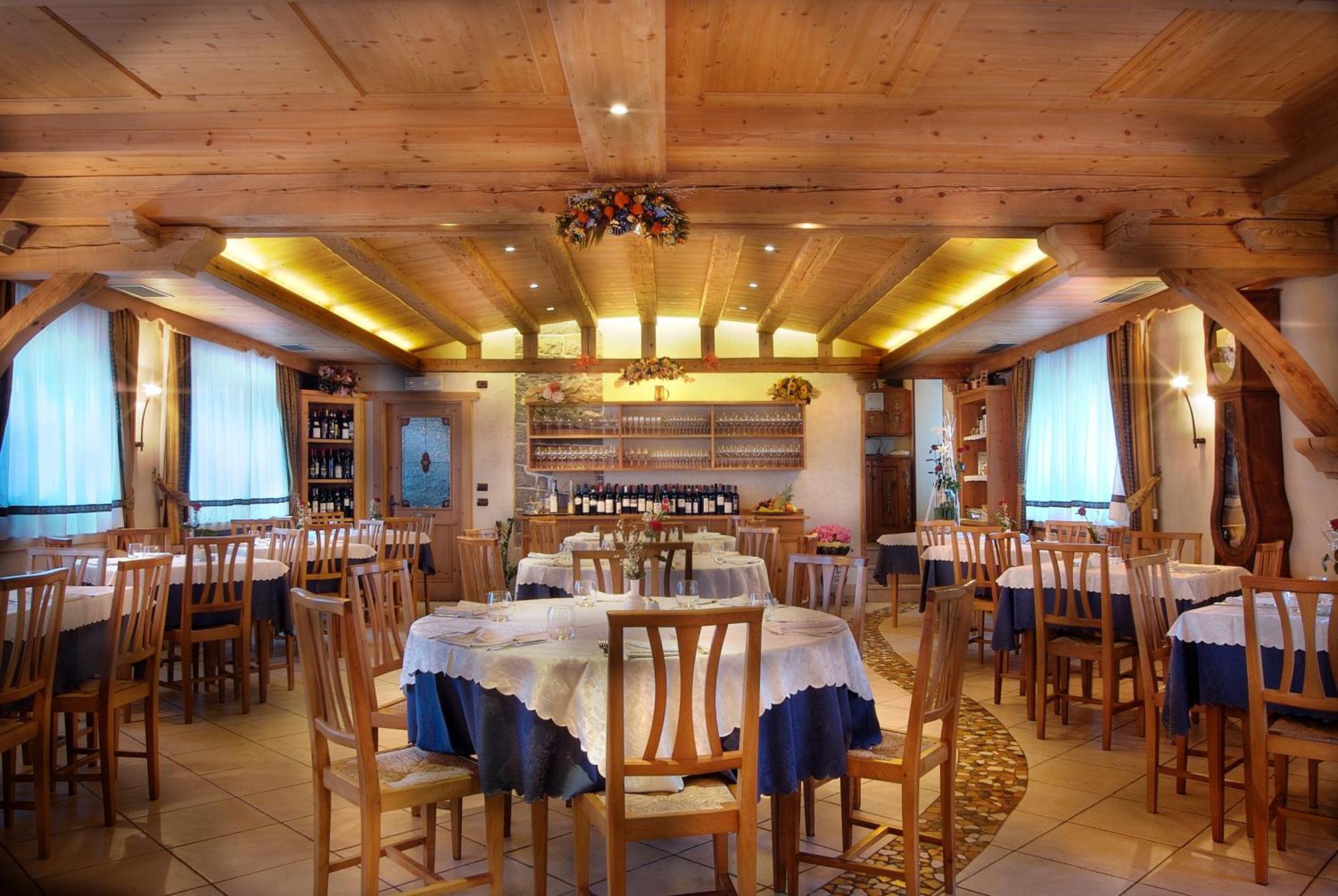 Albergo Ristorante Alle Codole Canale dʼAgordo Esterno foto