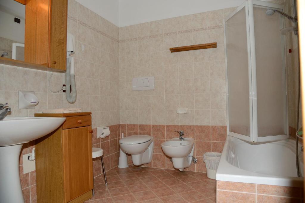 Albergo Ristorante Alle Codole Canale dʼAgordo Camera foto