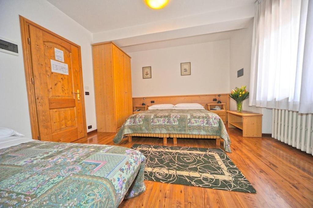 Albergo Ristorante Alle Codole Canale dʼAgordo Camera foto